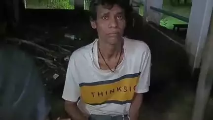ক্যানিং ১: ক্যানিং এর সঞ্জয়পল্লিতে প্রতিবেশীদের হাতে আক্রান্ত যুবক, থানায় অভিযোগ দায়ের