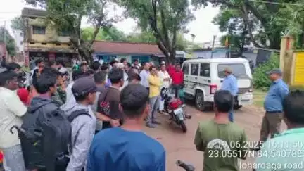 गुमला: सड़क दुर्घटना में घायल को अस्पताल पहुंचाने पर मिलेंगे ₹5000: जिला परिवहन पदाधिकारी