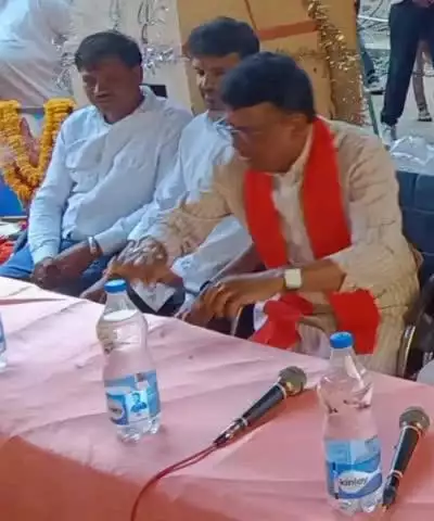 अलीराजपुर: जिले के बोरकुण्डिया में मंत्री नागरसिंह चौहान ने किया विद्युत ग्रिड का भूमि पूजन, किसानों को होगा फायदा