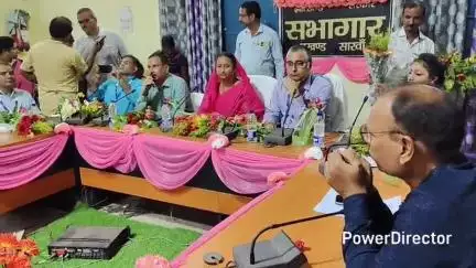 सारवां: SBI के CSR फंड से सारवां प्रखंड के 166 आंगनबाड़ी केंद्रों में म्यूजिक सिस्टम का वितरण