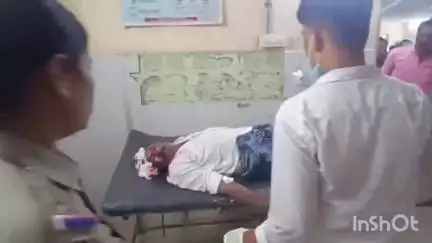 ఆళ్లగడ్డలోని కోవెలకుంట్ల రోడ్డులో జరిగిన రోడ్డు ప్రమాదంలో షరీఫ్ మృతి, మరో వ్యక్తి రాధాకృష్ణకు గాయాలు