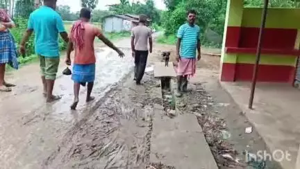 বলাগড়: একতারপুর গ্রাম পঞ্চায়েতের হাটেরডাঙ্গা এলাকায় বেহাল দশা রাস্তা এবং জল নিকাশি ড্রেনের#jansamasya
