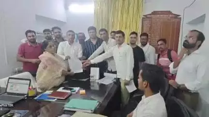 अन्ता: रेसटा ने शिक्षकों की मांगों को लेकर शिक्षा निदेशालय बीकानेर पर प्रदर्शन किया, ज्ञापन मुख्यमंत्री और शिक्षामंत्री को दिया