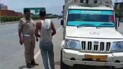 चंदौली: चंदौली जिले के विभिन्न थाना क्षेत्रों में ट्रैफिक नियमों का उल्लंघन, कुल 95 वाहनों के चालान किए गए