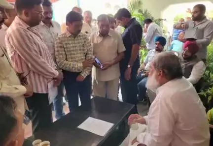 अम्बाला: अश्लील मैसेज के साथ युवती का नंबर वायरल करने पर अनिल विज ने डीएसपी को केस दर्ज करने के दिए निर्देश