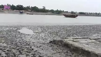 গোসাবা: ভুপেন্দ্রপুর খেয়াঘাটের বেহাল অবস্থা,সমস্যায় নিত্যযাত্রীরা,তাড়াতাড়ি সমস্যার সমাধান  আশ্বাস প:স:কর্মাধ্যক 
#jansamasya