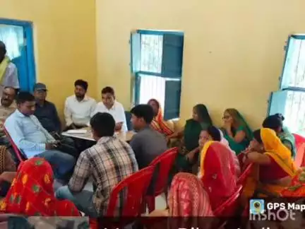 मधुबनी: संपूर्ति पोर्टल पर परिवारों की सूची अपडेट करने के लिए पंचायत में विशेष ग्राम सभा का आयोजन, डीएम व अन्य अधिकारी उपस्थित