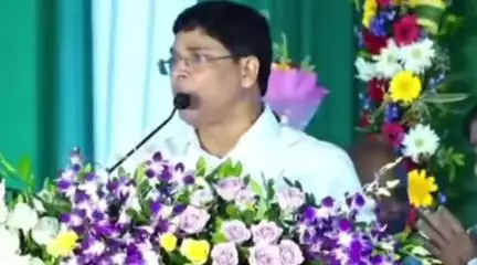 ସଦର: ଅରୁଣ ସାହୁ ମାଇଚିଆ ଶବ୍ଦ ପ୍ରୟୋଗ କରି ଥିବା ଘଟଣାକୁ ନେଇ କଳାହାଣ୍ଡି ସେବାକାରୀ କିନ୍ନର ସଂଘ ପକ୍ଷରୁ ନର୍ଲା ବାସ ଭବନରେ ସାମ୍ବାଦିକ ସମ୍ମିଳନୀ