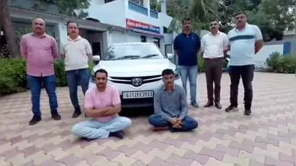 ભુજ: ચિટિંગના ગુનામાં નાસતા-ફરતા આરોપીઓને ગણતરીના કલાકોમાં પકડી પાડતી લોકલ કાઈમ બ્રાન્ચ