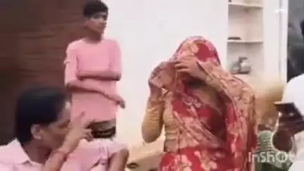 करेरा: छिरारी गांव में तेरहवीं के भोजन के बाद उल्टी-दस्त से 100 ग्रामीण हुए बीमार, स्वास्थ्य विभाग की टीमें पहुंची