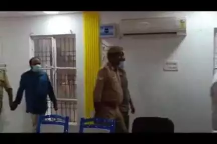 बलरामपुर: मनरेगा योजना के तहत ₹38 लाख का बड़ा घोटाला, BDO की तहरीर पर पुलिस ने प्रधान एवं सचिव सहित 6 लोगों को किया गिरफ्तार