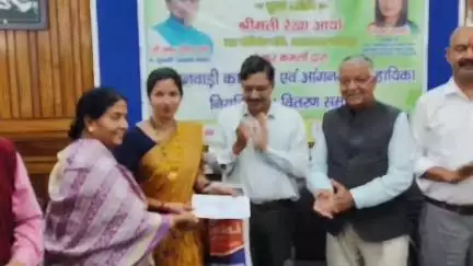 लोहाघाट की कई ग्रेजुएट/पोस्ट ग्रेजुएट महिलाओं व युवतियों की आंगनवाड़ी सहायिका/ कार्यकृति पद पर हुई तैनाती।