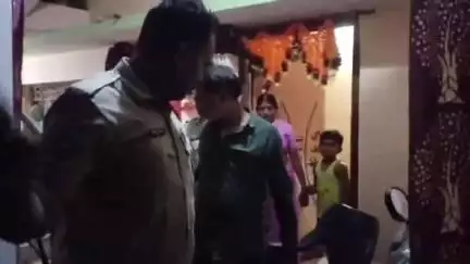 मंडला: लाल बहादुर शास्त्री वार्ड में शासकीय महिला कर्मचारी के साथ हुई मारपीट, कोतवाली पुलिस ने मामला किया दर्ज