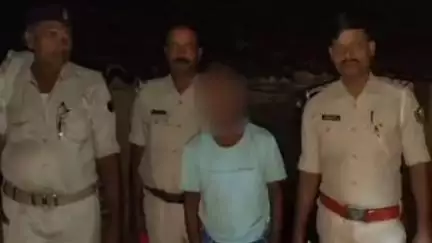 इमामगंज: बोधि बिगहा थाने की पुलिस ने न्यायालय से वारंट जारी होने पर एक वारंटी को किया गिरफ्तार