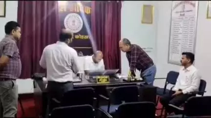 डोमचांच: डोमचांच अंचल के राजस्व शिविर में 15 आवेदनों का मौके पर ही निपटारा