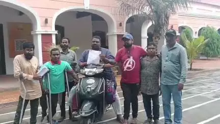 अमरावती: अपंगांवर अत्याचार करणाऱ्या मनपा अतिक्रमण पथक व अधिकाऱ्यांवर कारवाई करण्याची प्रहारची मागणी #Jansamasya