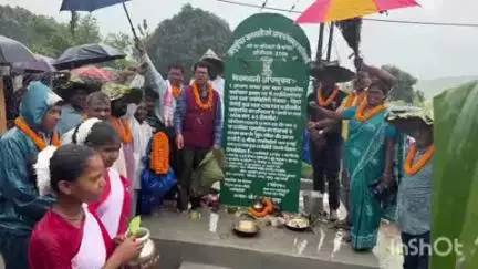 कुचाई: रायसिंदरी में 12वां वनाधिकार स्थापना दिवस मनाया गया, स्थानीय विधायक दशरथ गागराई और कोलेबीरा विधायक रहे उपस्थित