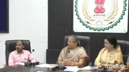 रायगढ़: छ.ग. राज्य महिला आयोग की अध्यक्ष डॉ. किरणमयी और सदस्य सरला कोसरिया ने महिला उत्पीड़न प्रकरण की सुनवाई की