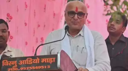 माडा: 11 साल बेमिसाल, संकल्प से सिद्धि अभियान: माडा के कुम्हिया ग्राम में जन चौपाल का आयोजन