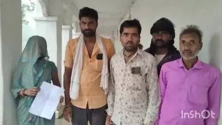 बमोरी: मुहाल कॉलोनी में किओस्क बैंक संचालक हितग्राहियों के पैसे लेकर भागा, थाने में शिकायत दर्ज