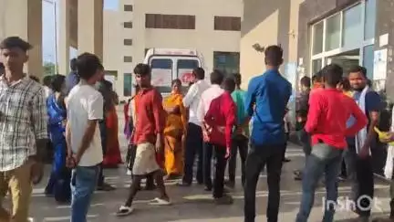 मधेपुरा: सुभाष चौक स्थित सुनील श्रृंगार दुकान में संजय कुमार का शव फंदे से लटका मिला, पुलिस जांच में जुटी