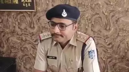 बासोदा: बासौदा: सिरोंज रोड पर कार चालक ने मोटरसाइकिल सवार गर्भवती महिला और उसके परिवार को मारी टक्कर