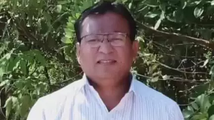 पातुर: शेती खुणा नोंद करण्यासाठी चार हजाराची लाच मागितल्याच्या आरोपाखाली पातूरच्या नायब तहसीलदाराला अटक..