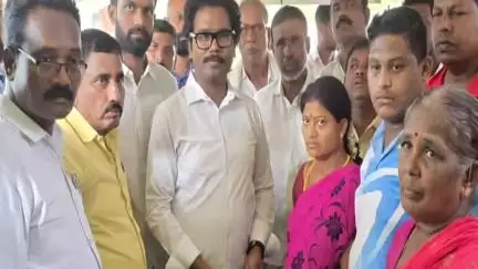 గంగాధర నెల్లూరు: ఆర్టీసీ బస్సు ప్రమాదంలో చికిత్స పొందుతూ మృతి చెందిన కుటుంబానికి ప్రభుత్వం అండగా ఉంటుంది: ఎమ్మెల్యే థామస్