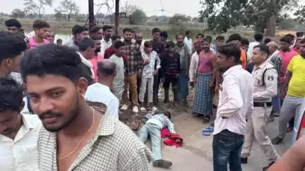 बोडला: ग्राम बिजई में दो बाइकों की आपस में हुई जबरदस्त टक्कर, हादसे में तीन लोग गंभीर रूप से घायल
