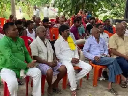 मोरवा: केशोनारायणपुर पंचायत में जदयू कार्यकर्ताओं की बैठक, पूर्व विधायक ने किया संबोधित