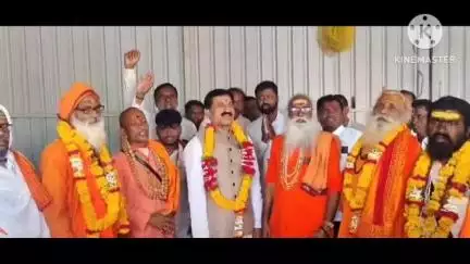 मंठा: श्री क्षेत्र नीलकंठेश्वर संस्थान ते श्री क्षेत्र पंढरपूर पायी वारी प्रस्थान, आमदार बबनराव लोणीकर यांची उपस्थिती