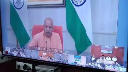 मुज़फ्फरनगर: मुख्यमंत्री ने PWD विभाग के साथ वर्चुअल बैठक की, सड़कों को गड्ढामुक्त बनाने और तीर्थ स्थलों को जोड़ने के दिए निर्देश