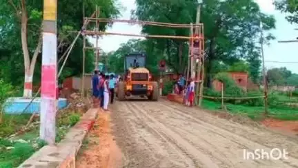 बांका: बांका जिले में श्रावणी मेला से पहले कांवरिया पथ की मरम्मत की जा रही है, 11 जुलाई से मेला शुरू