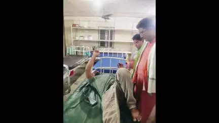 दरौली: दरौली प्रखंड के मस्तराम बाबा के पास सड़क दुर्घटना में युवक घायल, अस्पताल में भर्ती