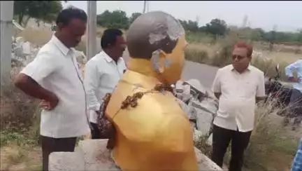 అంబేద్కర్ విగ్రహం ధ్వంసం చేసిన వారి పై తక్షణ చర్యలు చేపట్టాలి: ఎంఆర్పియస్ డిమాండ్