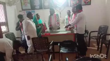 रिसोड: बाजार समिती येथे रिसोड भाजप अल्पसंख्यांक तालुका उपाध्यक्ष शेख कदिर यांचा राष्ट्रवादी काँग्रेसमध्ये प्रवेश