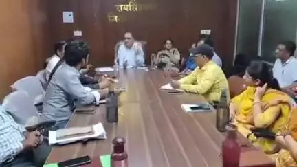 रायसिंहनगर: रायसिंहनगर पंचायत समिति के वीसी रूम में मौजूद रहे ब्लॉक के अधिकारी, जिला स्तरीय जनसुनवाई में दिए जवाब