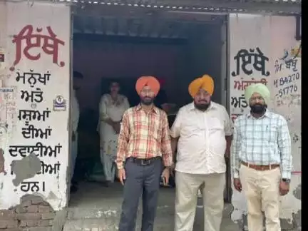 ਬਾਘਾ ਪੁਰਾਣਾ: ਮੋਗਾ ਦੇ ਪਿੰਡ ਸਾਹੋਕੇ ਵਿੱਚ ਖੇਤੀਬਾੜੀ ਵਿਭਾਗ ਦੀ ਵੱਡੀ ਕਾਰਵਾਈ ਅਨਲੀਗਲ ਚੱਲ ਰਹੇ ਡੀਲਰ ਤੇ ਛਾਪੇਮਾਰੀ ਭਾਰੀ ਮਾਤਰਾ ਚ ਪ੍ਰੋਡਕਟ ਬਰਾਮਦ