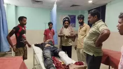 त्रिवेणीगंज: बंसी चौक के पास सड़क हादसा: तेज रफ्तार बाइक की टक्कर से युवक गंभीर रूप से घायल, अस्पताल रेफर