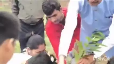 आठनेर: जनपद पंचायत अध्यक्ष ने भोपाल में केंद्रीय कृषि मंत्री शिवराज सिंह चौहान से की मुलाकात, किया वृक्षारोपण