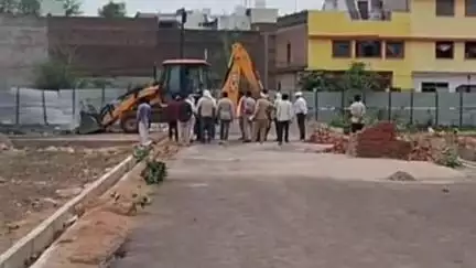 टीकमगढ़: टीकमगढ़: एसडीएम ने 102 कॉलोनाइजरों को भेजा नोटिस, बिना सड़क-पानी के प्लॉट बेचने वालों को चेतावनी