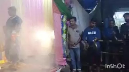 ଫୁଲବାଣୀ ସହର: ଇଲେକ୍ଟ୍ରି ଛକ ବଡ଼ ରାଉଳ ଙ୍କ ଠାକୁରାଣୀ ଯାତ୍ରା ରେ   108 ଆଳତୀ ସମର୍ପଣ କରାଯାଇଅଛି ପାଂଚ ଠାକୁରାଣୀ ଙ୍କୁ, ହଜାର ହଜାର ଭକ୍ତ ଙ୍କ ସମାଗମ