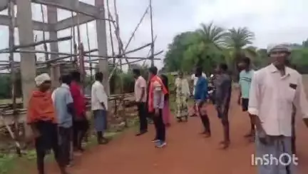 माकड़ी: जामगांव में नल जल योजना का काम अधूरा, तीन दिनों में कार्य पूर्ण न होने पर करेंगे उग्र आंदोलन, वीडियो आया सामने