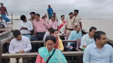 सुपौल: जिलाधिकारी ने गोपालपुर सिरे पंचायत का दौरा किया, बाढ़ पूर्व तैयारियों की समीक्षा की