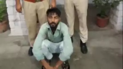 जोधपुर: जोधपुर पुलिस कमिश्नरेट के शास्त्री नगर थाना क्षेत्र में रॉन्ग साइड मोटरसाइकिल पर स्टंट करने वाले युवक को गिरफ्तार