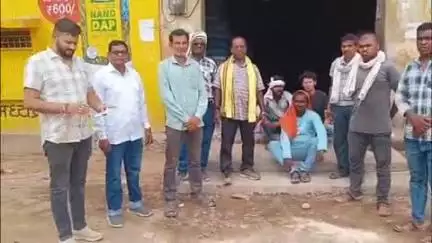 बरघाट: बरघाट नगर: खाद्य गोदाम की छत खराब होने से बारिश में भीगा खाद