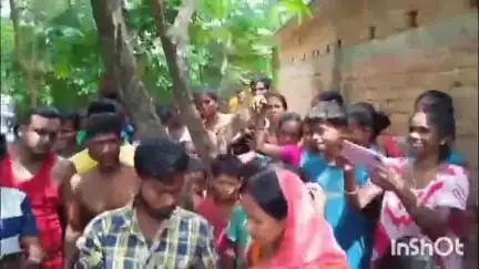 हिरणपुर: घाघरजानि में पति ने पत्नी का प्रेमी से कराया विवाह, एक दिन बाद लौटी, ग्रामीणों ने थाने में की FIR