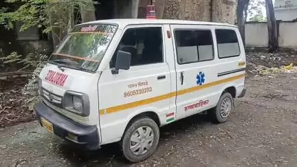 दिग्रस: ऑटोच्या  धडकेत दुचाकीस्वार दोघे जखमी, दिग्रस तालुक्यातील वसंतनगर येथील घटना, दिग्रस पोलिस ठाण्यात गुन्हे दाखल