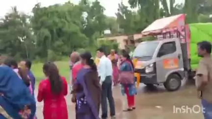 ଅତାବିରା: ଝିଲିମିଣ୍ଡା ପଞ୍ଚାୟତ ଅଫିସରେ ବିକାଶ ବାହନ କାର୍ଯ୍ୟକ୍ରମର ଶୁଭାରମ୍ଭ, ଯୋଗଦେଲେ ଏବିଡିଓ
