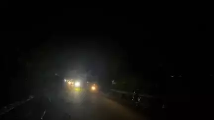 ক্যানিং ১: ক্যানিং এর মাতলা সেতু সংযোগকারী রাস্তায় অন্ধকার, সমস্যায় নিত্য যাত্রীরা #jansamasya